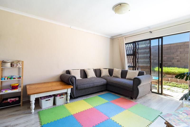 2 Bedroom Property for Sale in Sonstraal Heights Western Cape